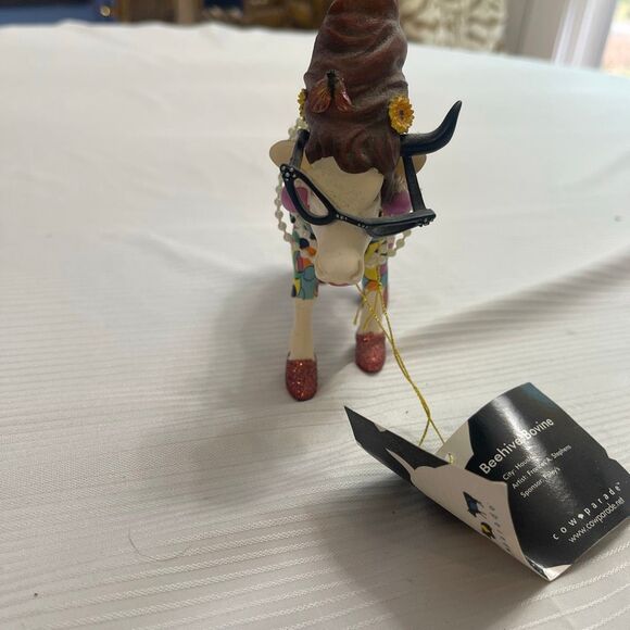 Vintage 2002 Westland Giftware Cow Parade BEEHIVE BOVINE Resin Figurine - Picture 3 of 7